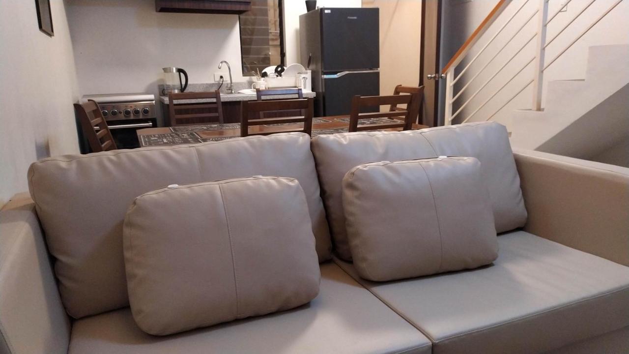Mactan Airport Guesthouse Мактан Экстерьер фото
