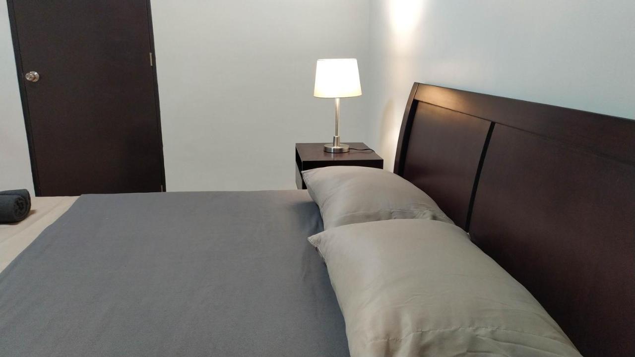 Mactan Airport Guesthouse Мактан Экстерьер фото